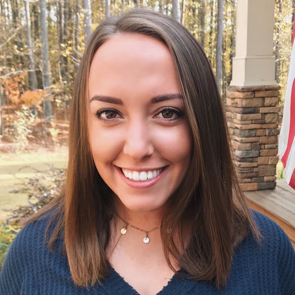 MEET YOUR POSHER, Alexis Leigh